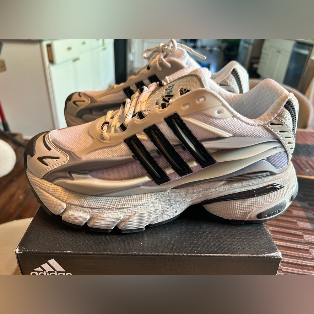 adidas adistar Jellyfish Pharrell solid grey